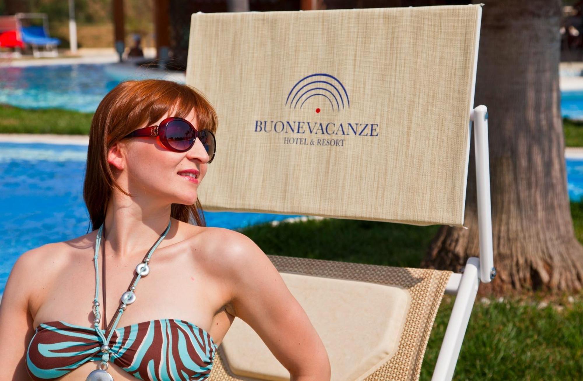 Bv Airone Resort มารีนา ดี ซีบารี ภายนอก รูปภาพ